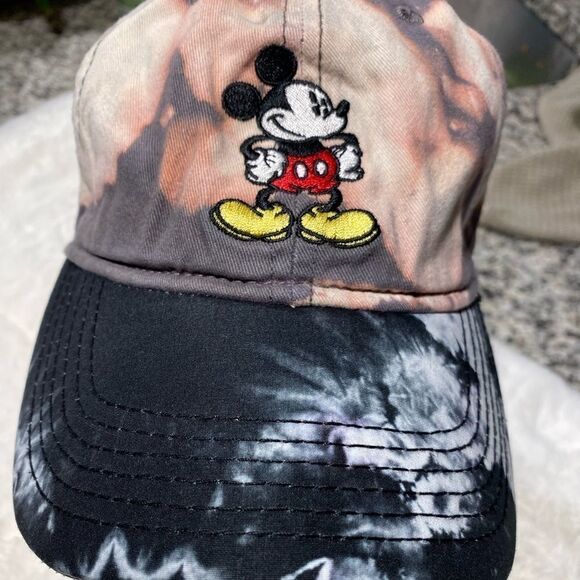 Disney distressed Mickey Mouse adjustable Hat. - Picture 1 of 6